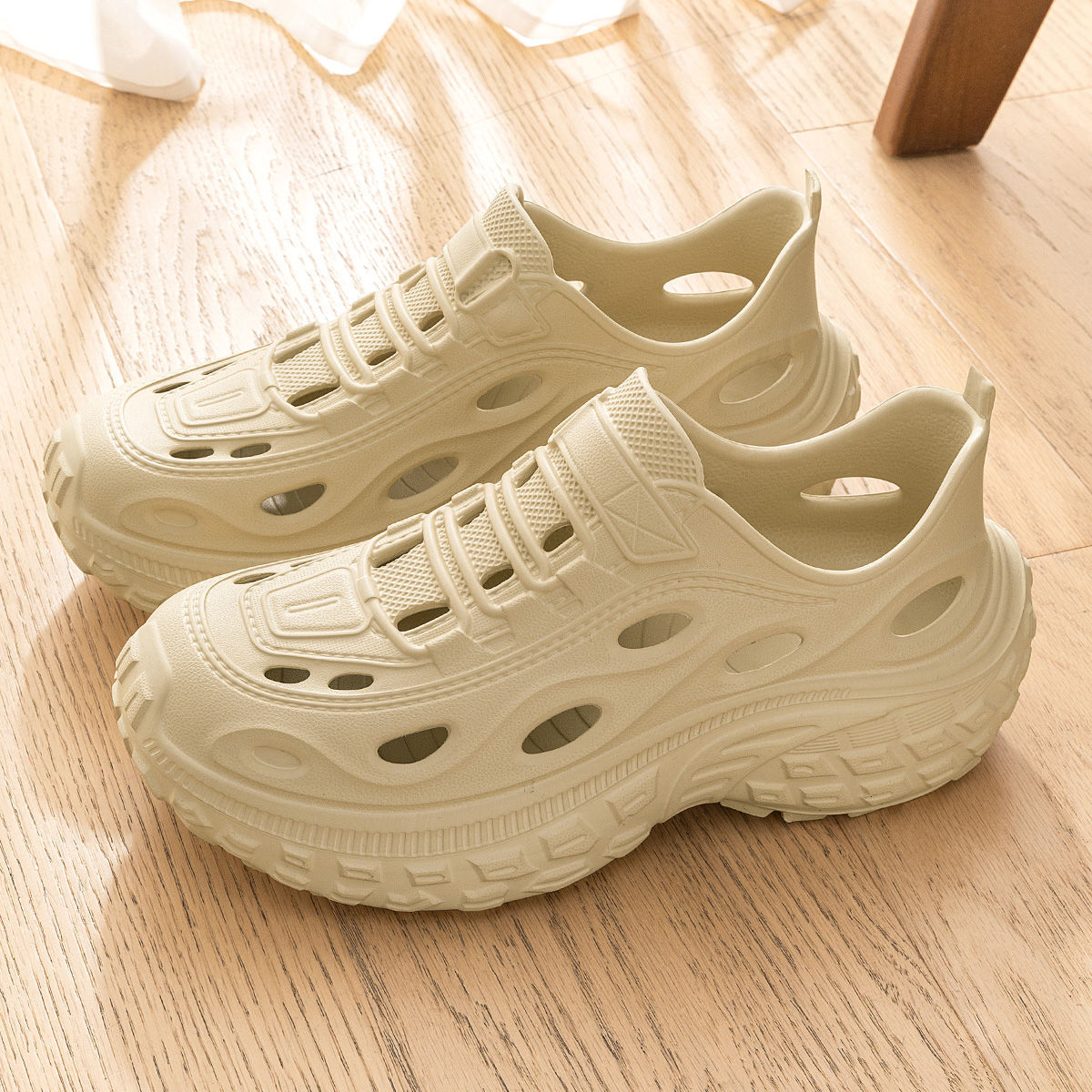 Men's Summer Clogs for Outdoor - Aquatic Sports Shoes recensione e prezzo