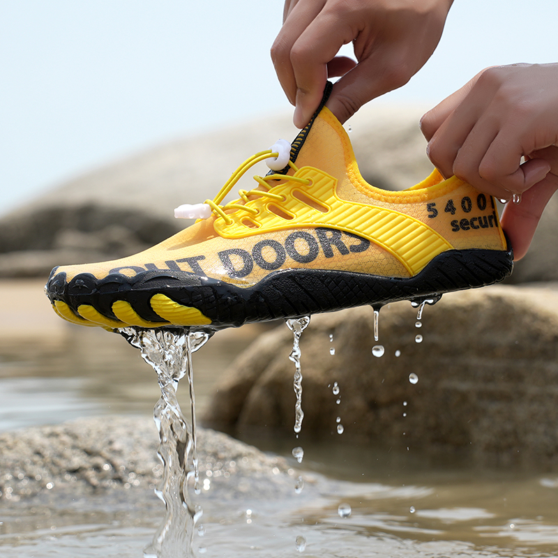 Men Water Shoes Beach Barefoot - Aquatic Sports Shoes recensione e prezzo